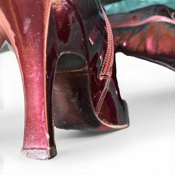 Stuart Weitzman Ruby Bordeaux Ankle Boots. Stunning Patent Leather, Comfortable! - Picture 5 of 9